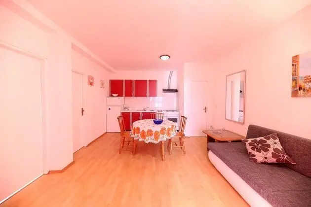 Apart Daire (Comfort Two Bedroom Apartment with Te)