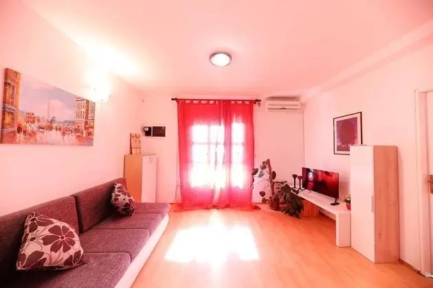 Apart Daire (Comfort Two Bedroom Apartment with Te)