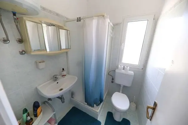 Apart Daire (Two Bedroom Apartment with Balcony an)