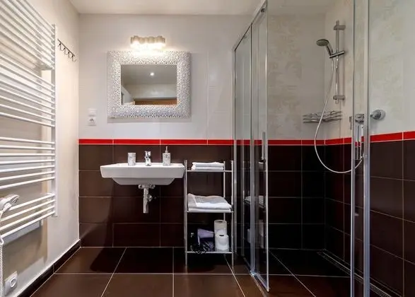 Apart Daire, 1 Yatak Odası, Küçük Mutfak, Şehir Manzaralı (1)
