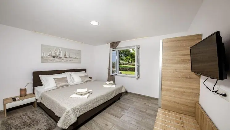 Apart Daire (Comfort Two Bedroom Apartment with Ja)