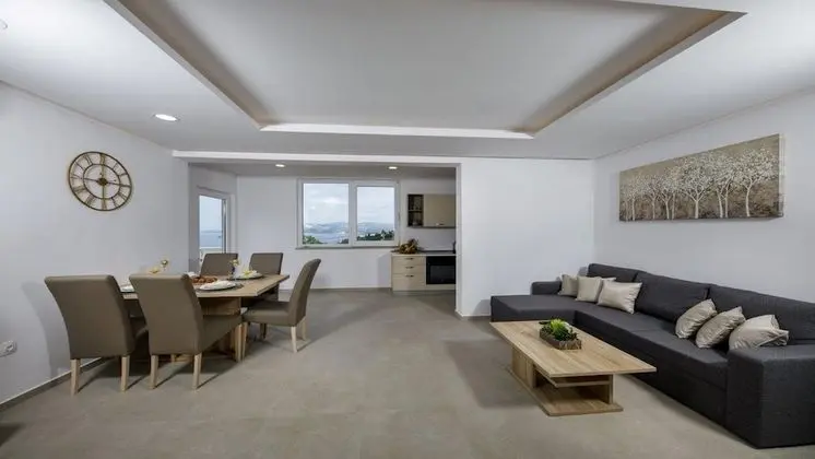 Apart Daire (Comfort Two Bedroom Apartment with Ja)