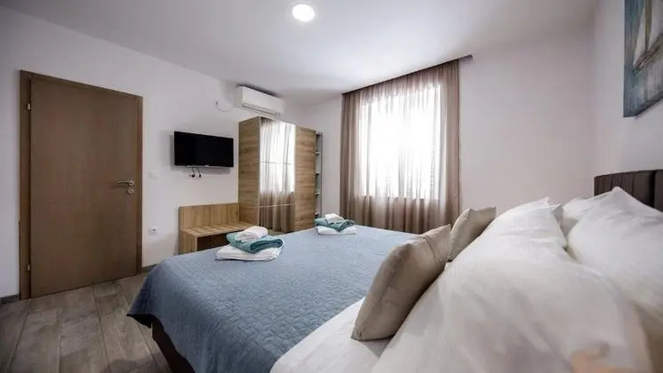 Apart Daire (One Bedroom Apartment with Jacuzzi an)