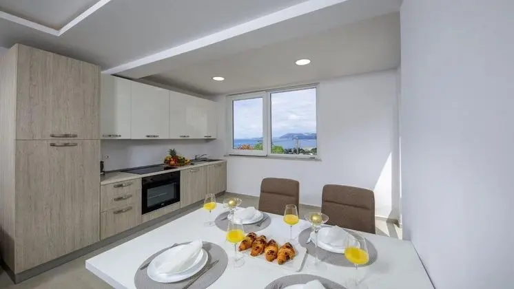 Apart Daire (One Bedroom Apartment with Jacuzzi an)