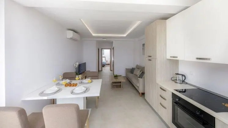 Apart Daire (One Bedroom Apartment with Jacuzzi an)