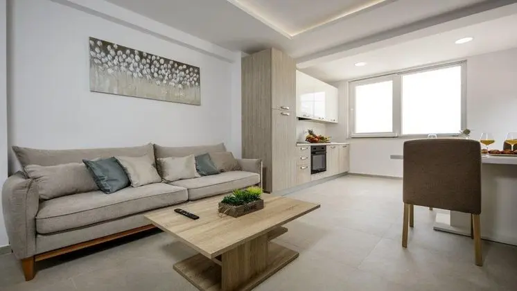 Apart Daire (One Bedroom Apartment with Jacuzzi an)