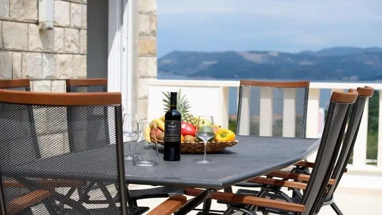 Apart Daire (One Bedroom Apartment with Jacuzzi an)