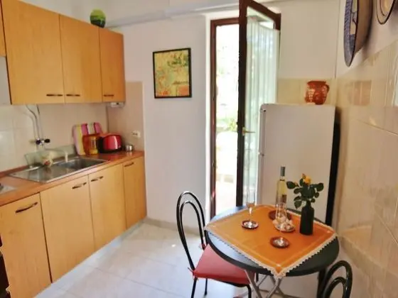 Apart Daire, 1 Çift Kişilik Yatak