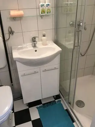 Family Stüdyo, Sigara İçilmez, Avlu Manzaralı
