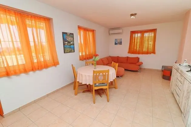 Apart Daire (Three Bedroom Apartment with Terrace)