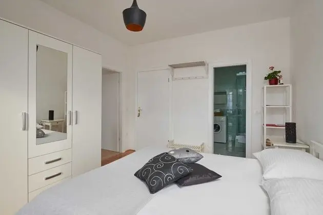 Stüdyo (Comfort Studio w/ Balcony n Sea View)