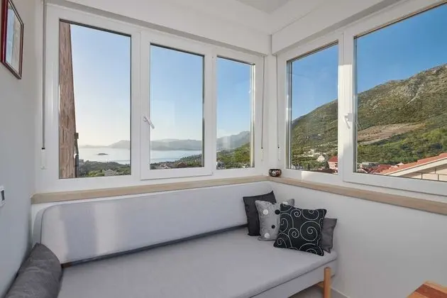 Stüdyo (Studio with Loggia and Sea View)