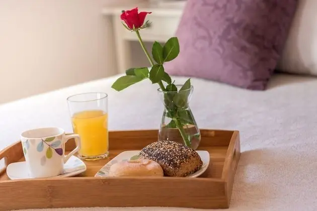 Tek Büyük Yataklı Oda (Deluxe Double Room with Mountain View)