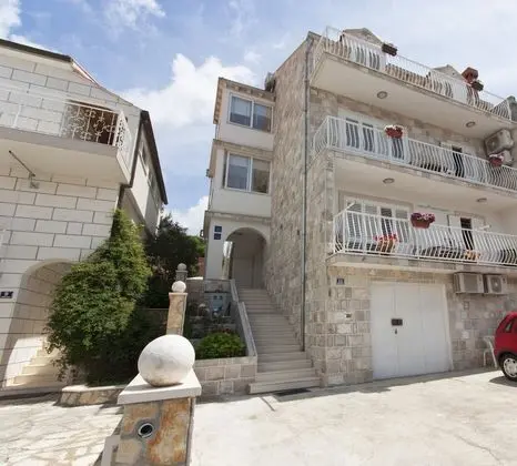Tek Büyük Yataklı Oda (Deluxe Double Room with Mountain View)