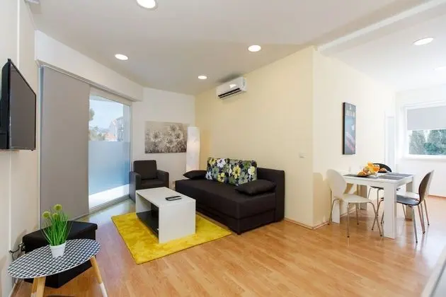 Apart Daire (One Bedroom Apartment with Balcony)