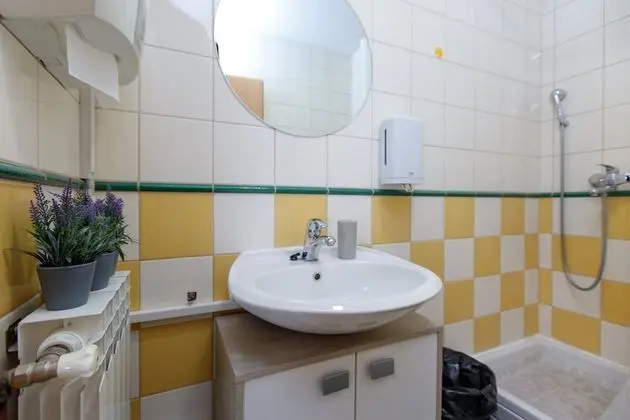 Stüdyo (Studio Apt with Balcony and City View)