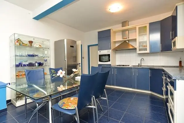 Apart Daire, 2 Yatak Odası (1039/3741)