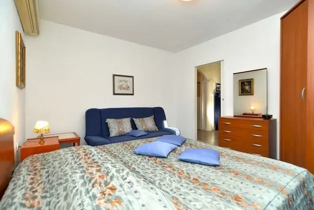 Apart Daire, 3 Yatak Odası (1039/3742)