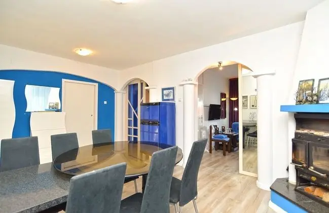 Apart Daire, 3 Yatak Odası (1039/3742)