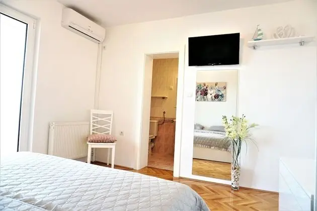 Deluxe Tek Büyük Yataklı Oda, Balkon, Deniz Manzaralı