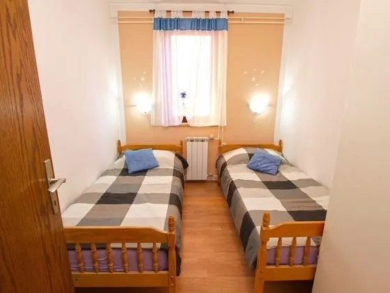 Apart Daire, 2 Yatak Odası (994/3134)