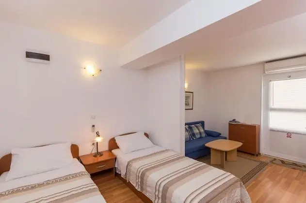 Stüdyo (Premium Studio Apartment with Terrace)