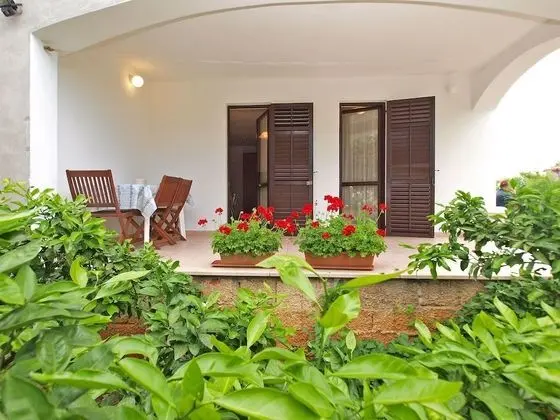 Apart Daire, 2 Yatak Odası (1105/9567)