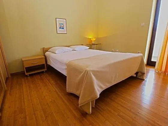 Apart Daire, 3 Yatak Odası (1105/9551)