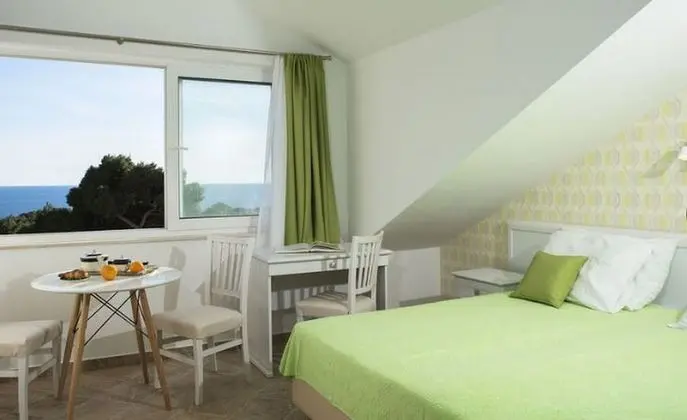 Stüdyo, Deniz Manzaralı