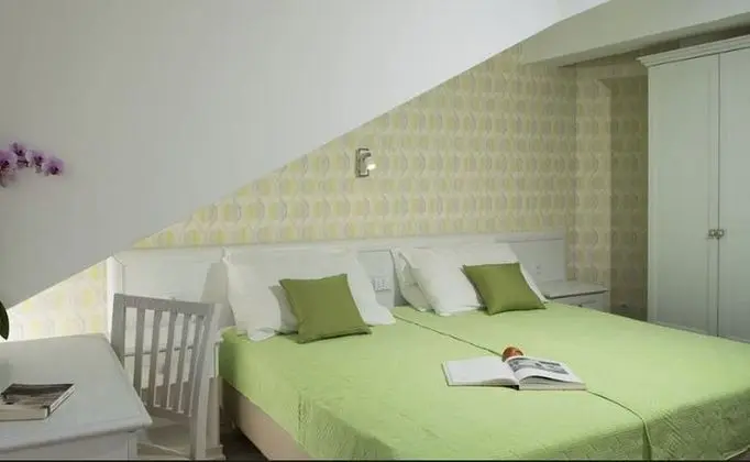 Stüdyo, Deniz Manzaralı