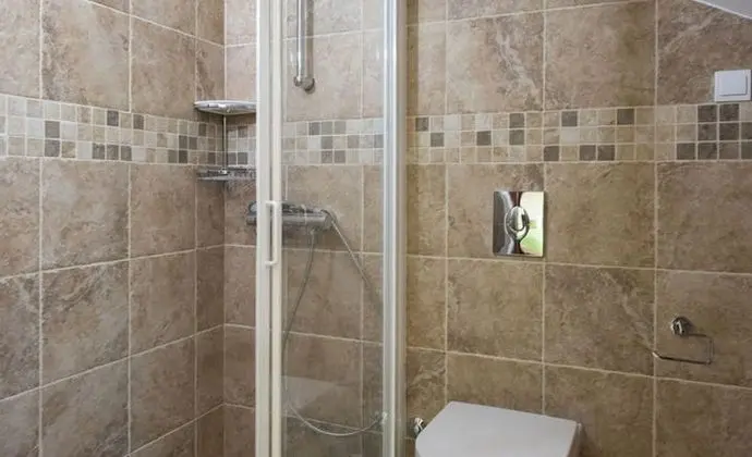 Tek Büyük veya İki Ayrı Yataklı Oda, Balkon, Deniz Manzaralı