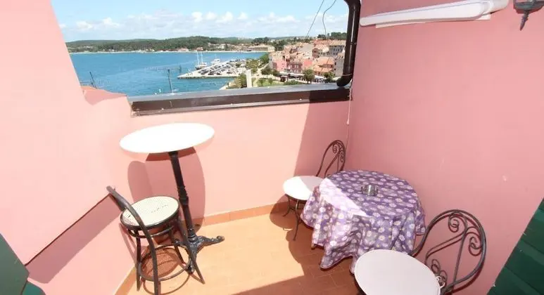 Stüdyo, Deniz Manzaralı