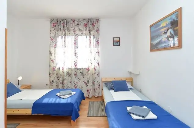 Apart Daire, 2 Yatak Odası (295/1063)