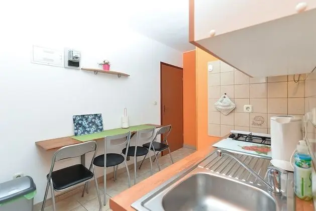 Apart Daire, 2 Yatak Odası (295/1063)