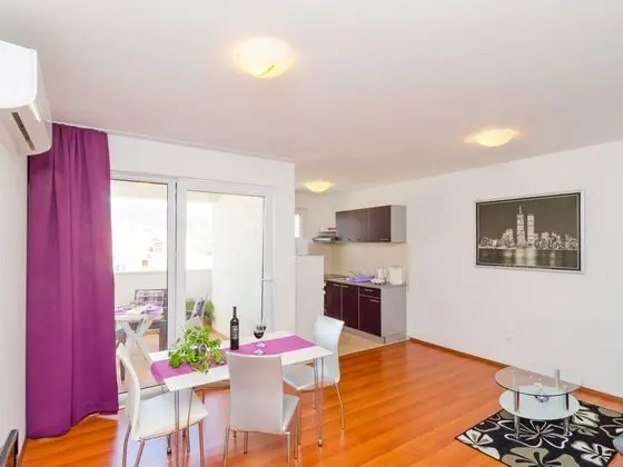 Apart Daire Capacity 5