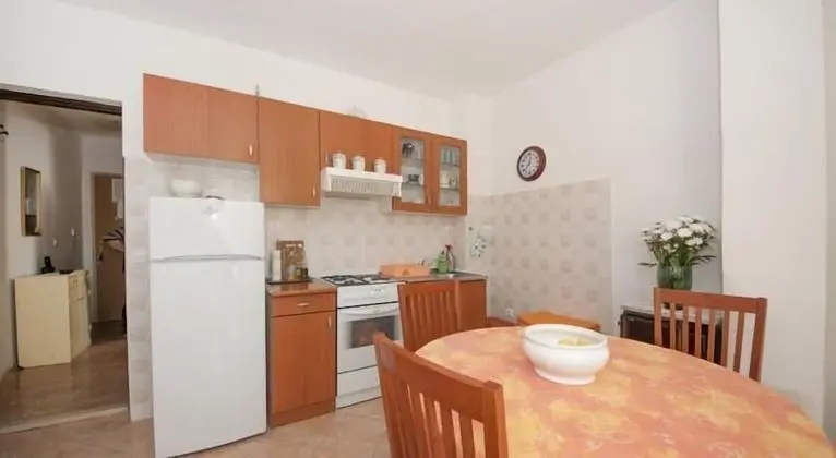 Apart Daire, 1 Çift Kişilik Yatak ve Çekyat