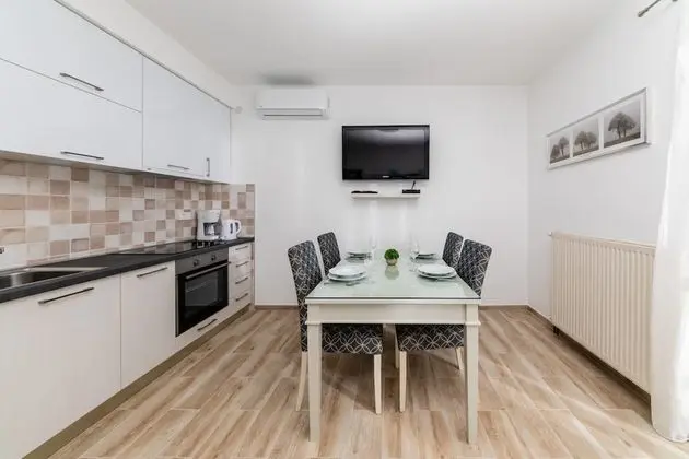 Apart Daire, 2 Yatak Odası, Balkon, Deniz Manzaralı