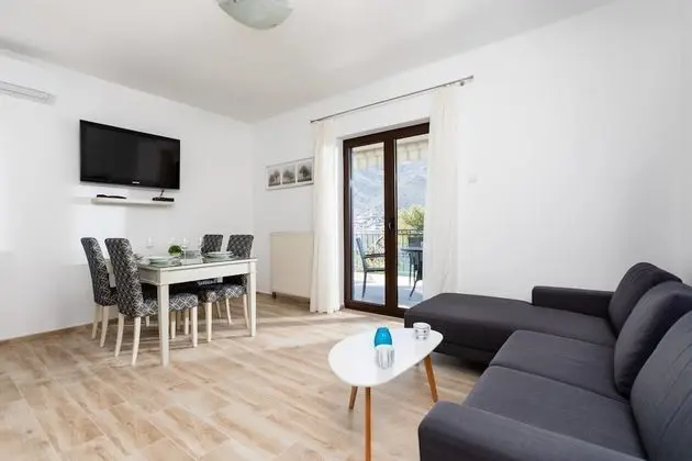 Apart Daire, 2 Yatak Odası, Balkon, Deniz Manzaralı