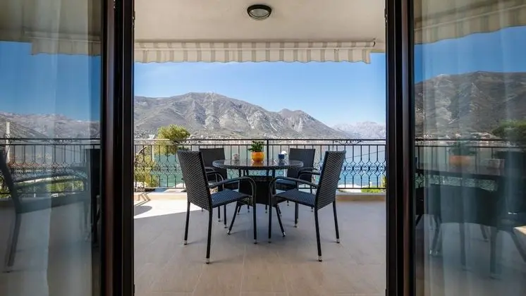 Apart Daire, 2 Yatak Odası, Balkon, Deniz Manzaralı