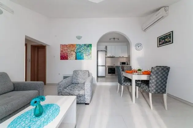 Comfort Apart Daire, 2 Yatak Odası, Balkon, Deniz Manzaralı