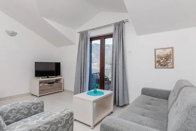 Comfort Apart Daire, 2 Yatak Odası, Balkon, Deniz Manzaralı