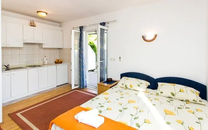 Standard Stüdyo, Teras, Bahçe Manzaralı