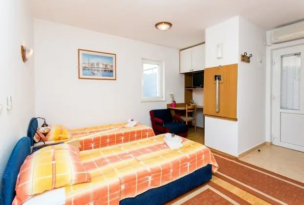 Standard Stüdyo, Teras, Bahçe Manzaralı