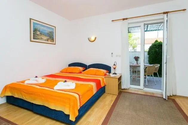 Stüdyo, Teras, Bahçe Manzaralı