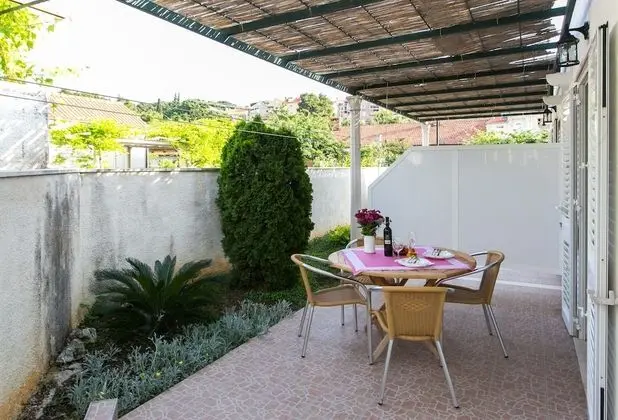 Stüdyo, Teras, Bahçe Manzaralı