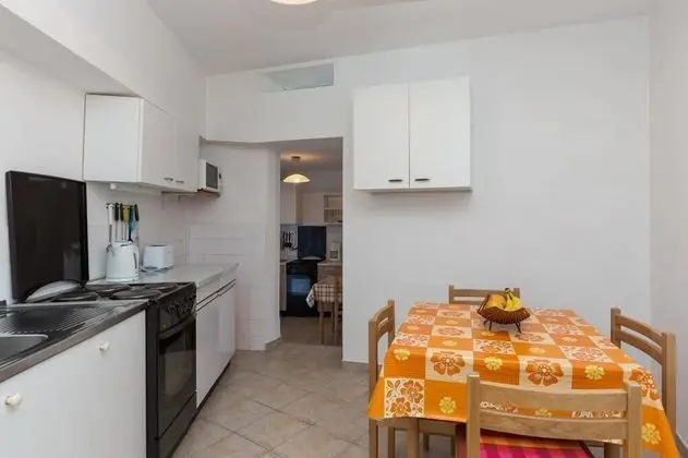 Apart Daire (1 Bedroom apt, balcony, sea view)