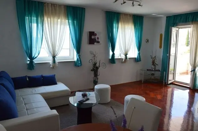 Apart Daire, 1 Yatak Odası, Balkon, Deniz Manzaralı