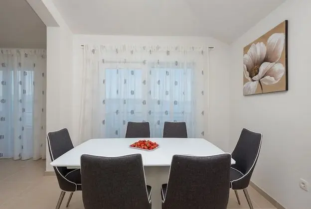 Apart Daire, Deniz Manzaralı (1)