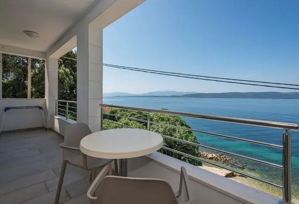 Apart Daire, Deniz Manzaralı (2)