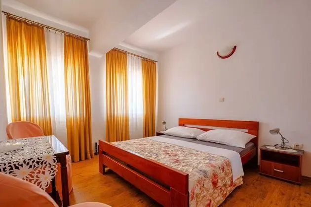 Apart Daire (Two Bedroom Apartment with Balcony)